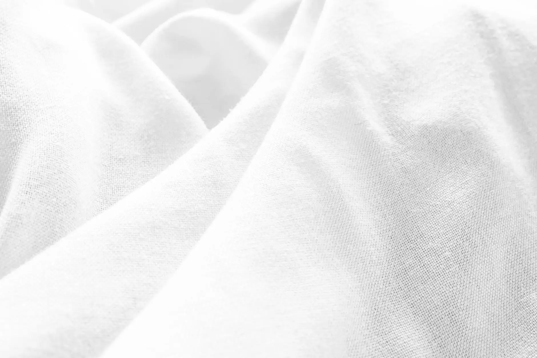 日用百货供应链优化策略：服装鞋帽品类质量管控要点
