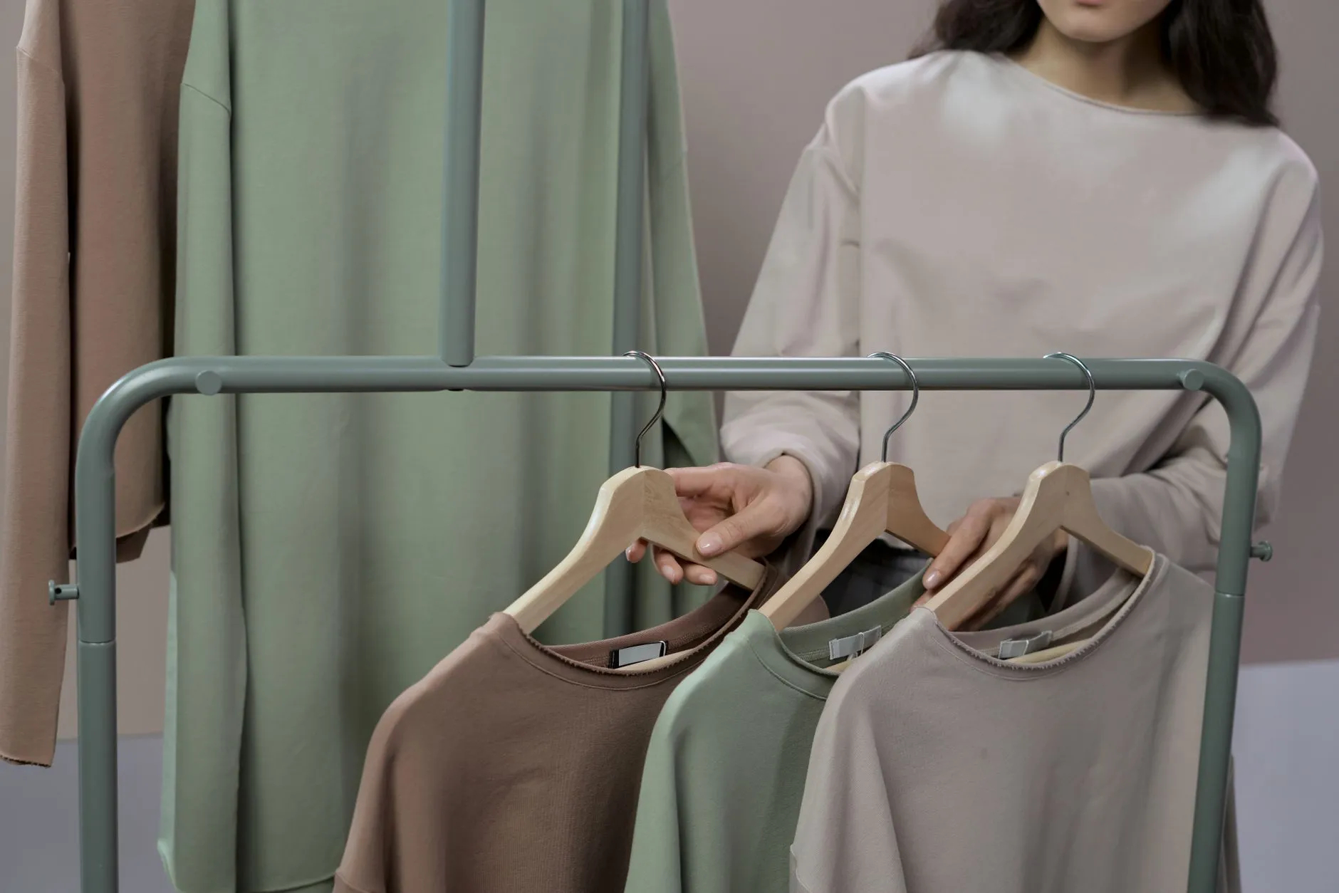 四川商贸服务企业如何构建日用百货与服装鞋帽的稳定供应链体系正文配图 2