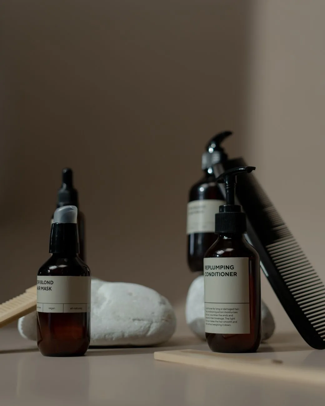 服装鞋帽与生活日用品采购指南：商超选品策略分析